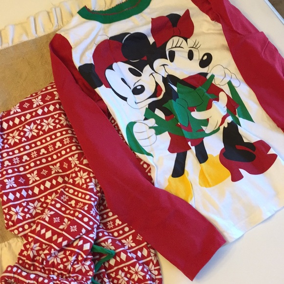 Disney Other - Disney Christmas Pajama Set XS